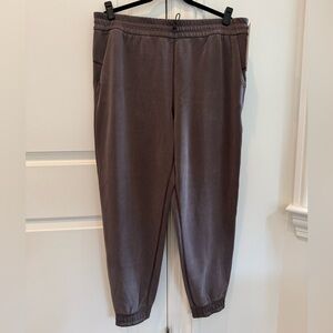 Lululemon Brushed Softstreme High Rise Jogger Size 14 Espresso NWT